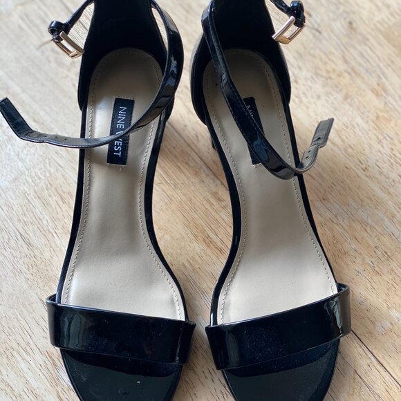 Nine West Black Patent Block Heel Sandal - Picture 2 of 7